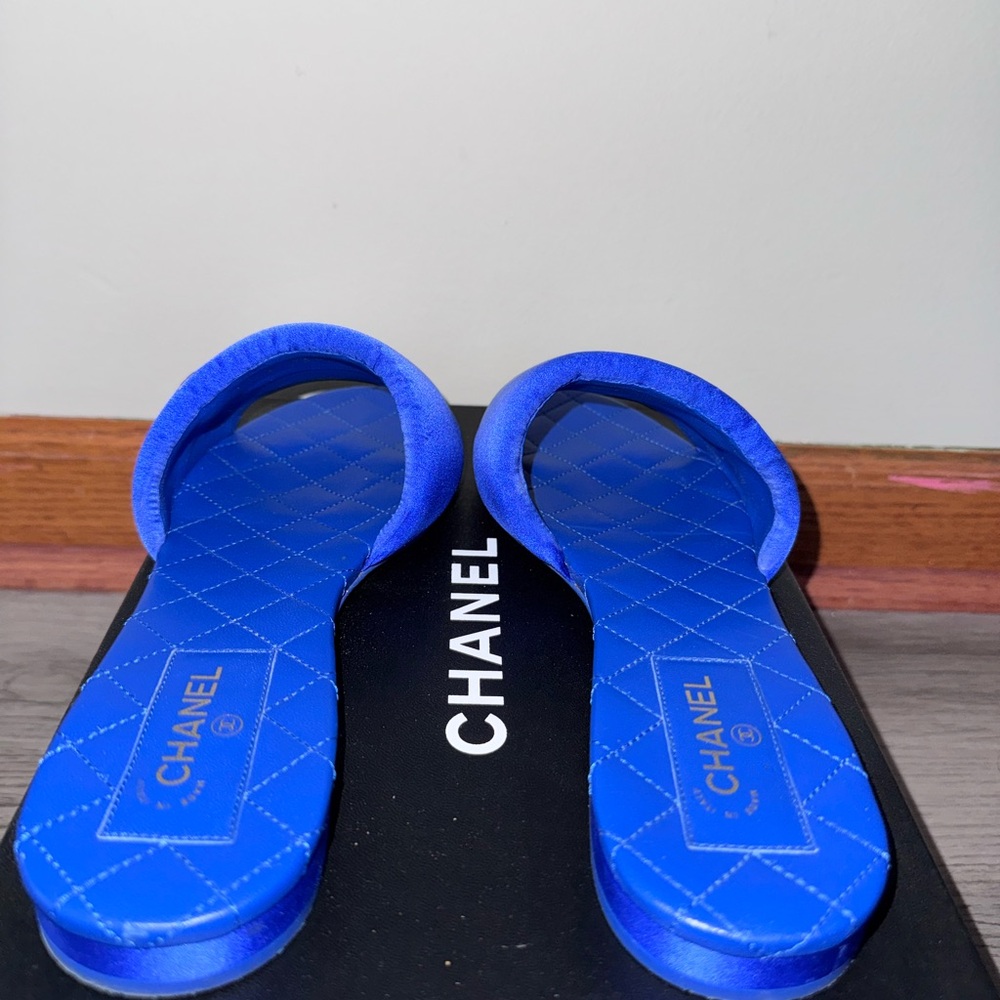 CHANEL Royal Blue Satin Quilted Slide Sandals - Picture 4 of 7